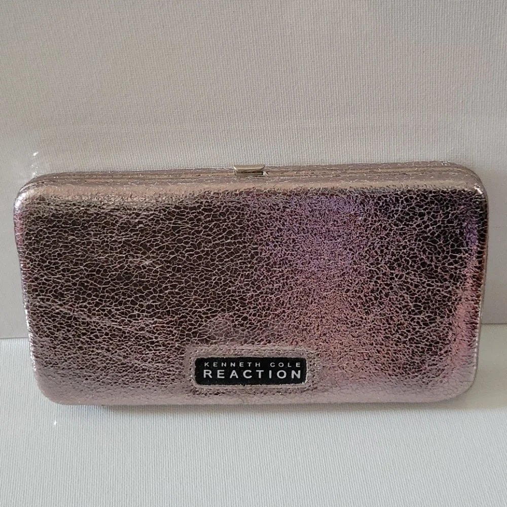 Kenneth Cole Reaction wallet NWT